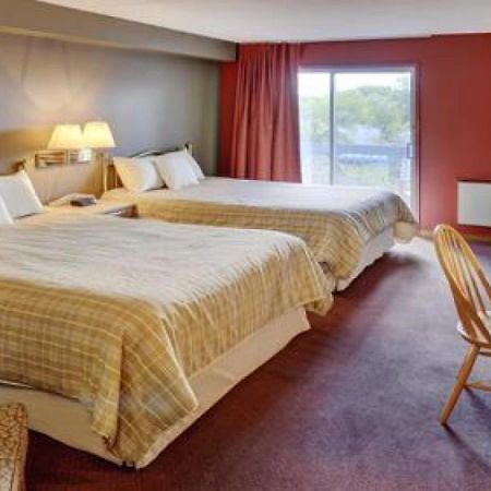 Lakeview Gimli Resort Exterior photo